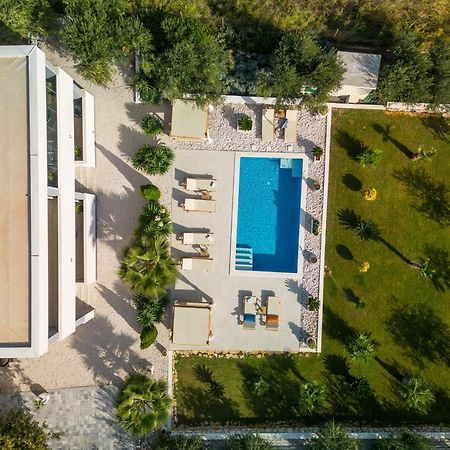Deluxe Double Room With Sauna And Pool Kastela Bagian luar foto