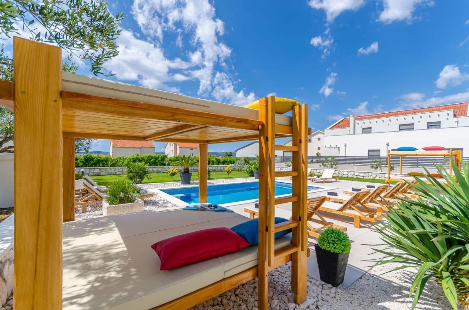 Deluxe Double Room With Sauna And Pool Kastela Bagian luar foto