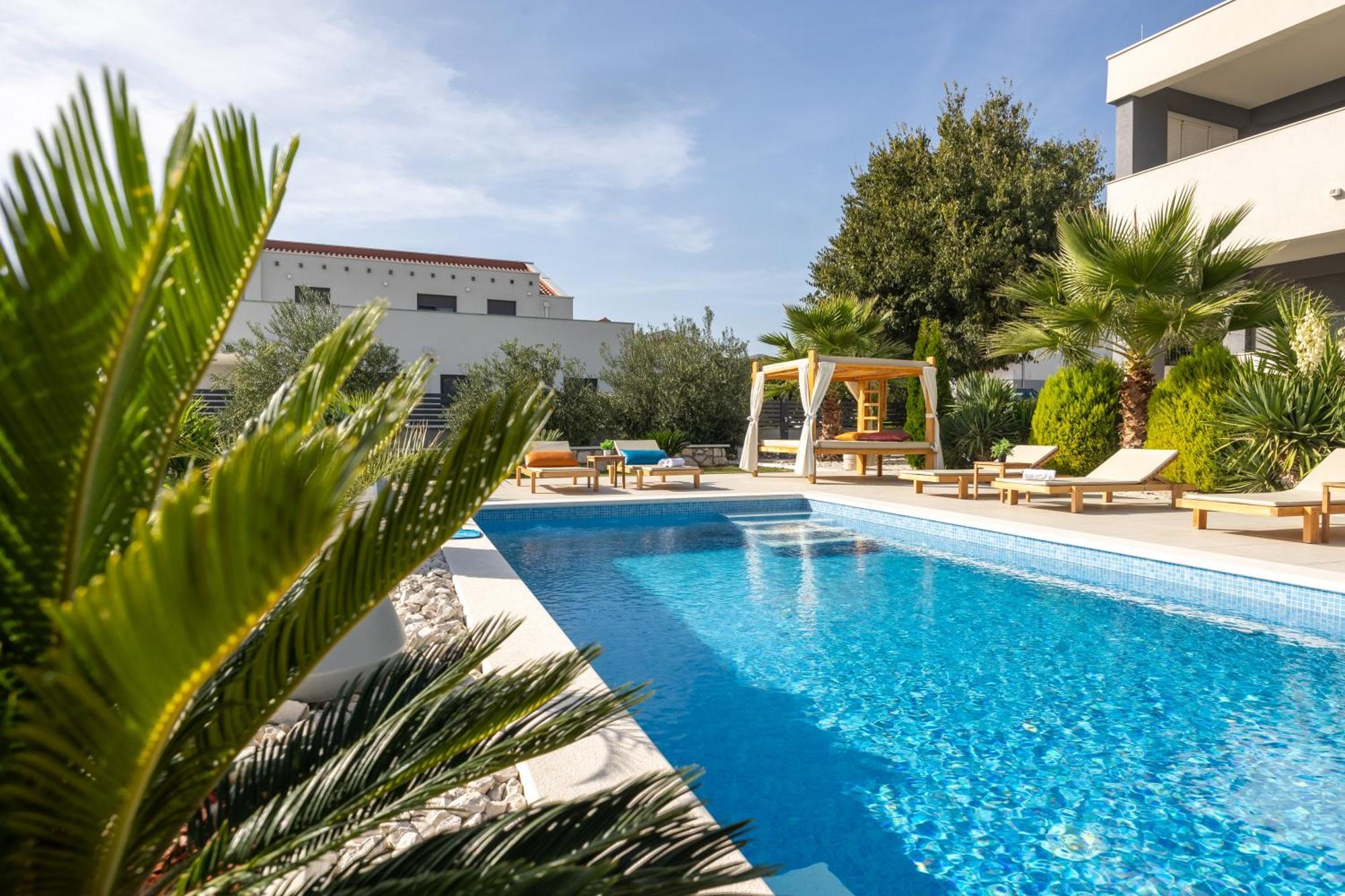 Deluxe Double Room With Sauna And Pool Kastela Bagian luar foto