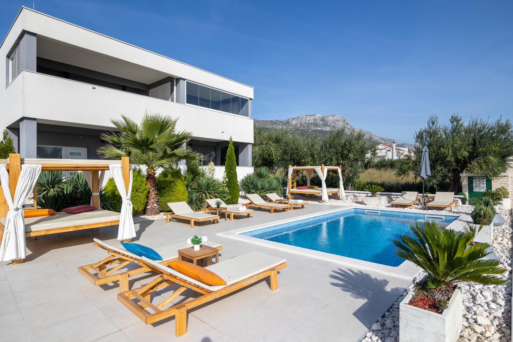 Deluxe Double Room With Sauna And Pool Kastela Bagian luar foto