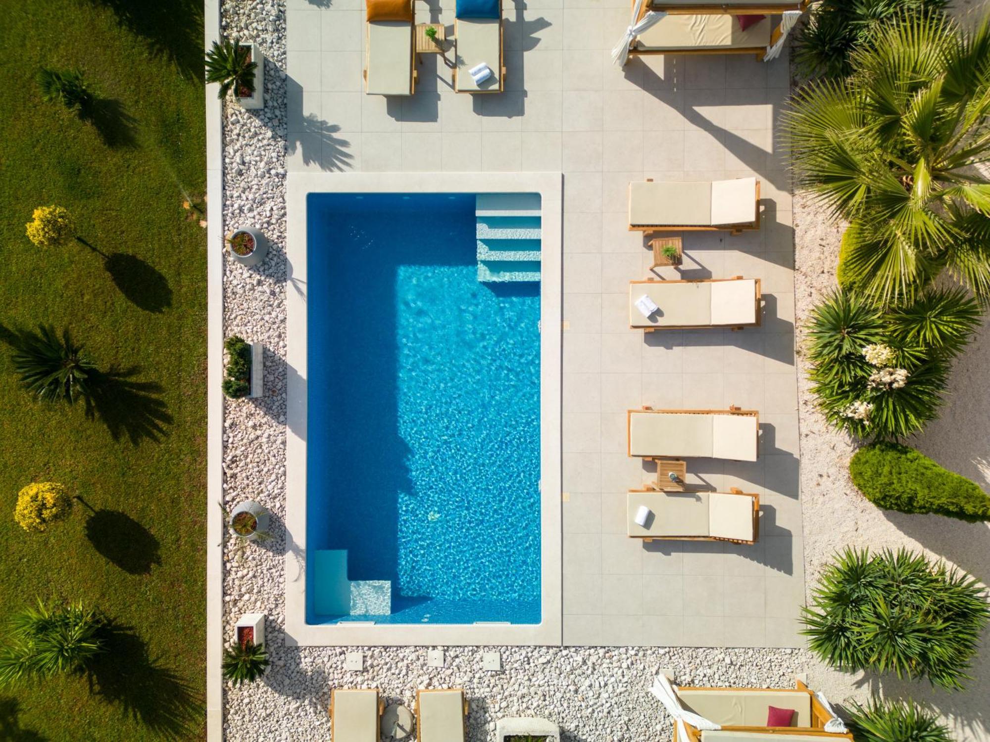 Deluxe Double Room With Sauna And Pool Kastela Bagian luar foto